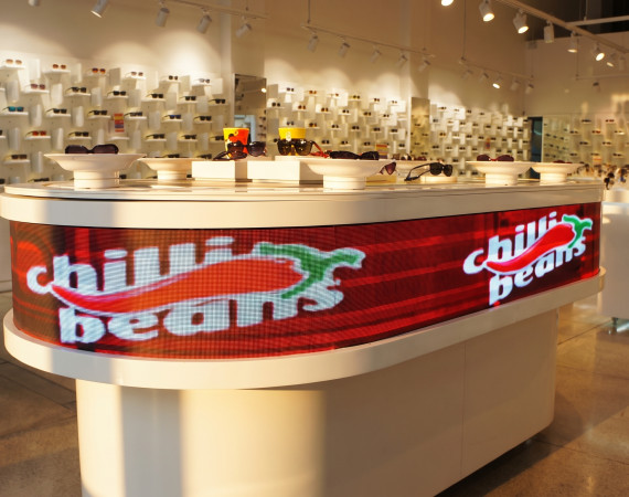 LED Flex�vel Indoor acompanhando o balc�o
