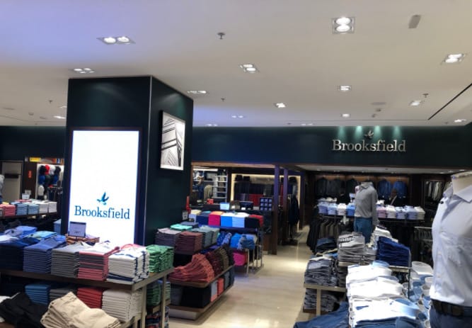 Atrair clientes para loja com Painel de LED Dshow