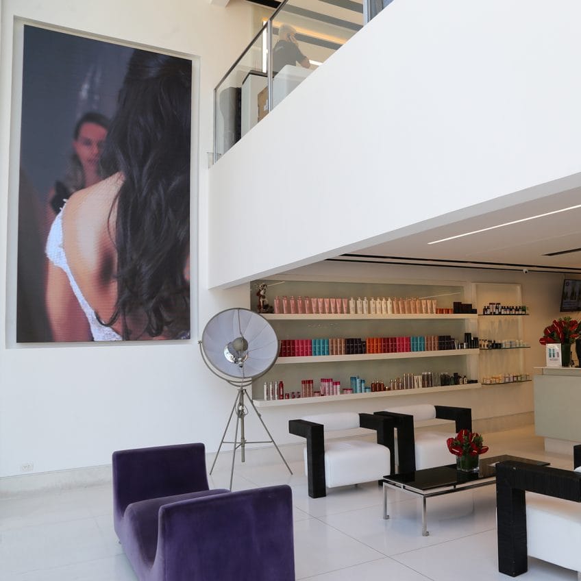 Comunicação visual feita pela Dshow